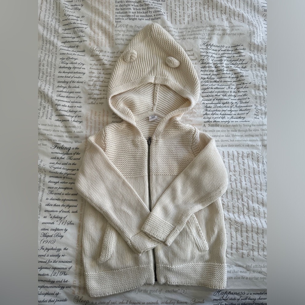 Gap 5T knit sweater